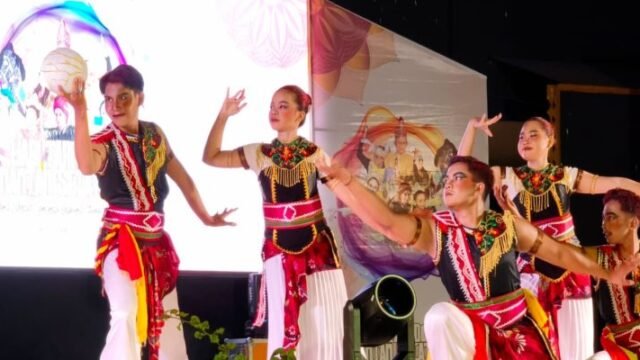 Ratusan Penari Tampil di Hari Tari Dunia 2026 di Taman Budaya Kalsel