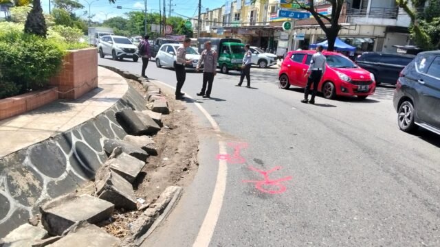 Mahasiswi Asal Amuntai Tewas Terlindas Truk di Jalan Trikora Banjarbaru