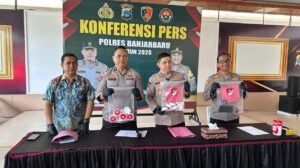 Polres Banjarbaru Bongkar Klinik Kesehatan Jual Produk Tanpa BPOM